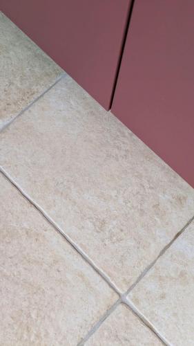 cuisine modernisée terracotta bois optimisation espace roncherolles