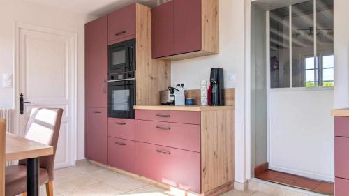 cuisine modernisée terracotta bois optimisation espace roncherolles