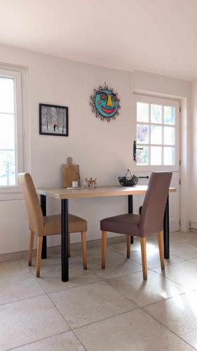 cuisine modernisée terracotta bois optimisation espace roncherolles